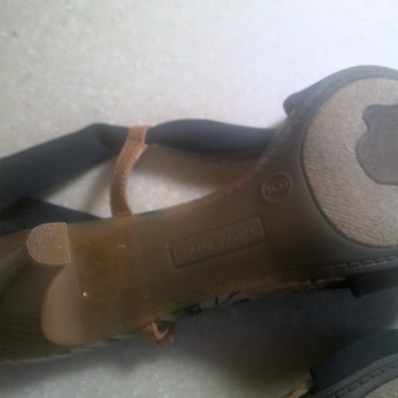 ETIENNE AIGNER 3 INCH HEEL NAVY/FLORAL PUMP WITH PEEKABOO HEEL, TOE AND SIDES -6 - Picture 12 of 14